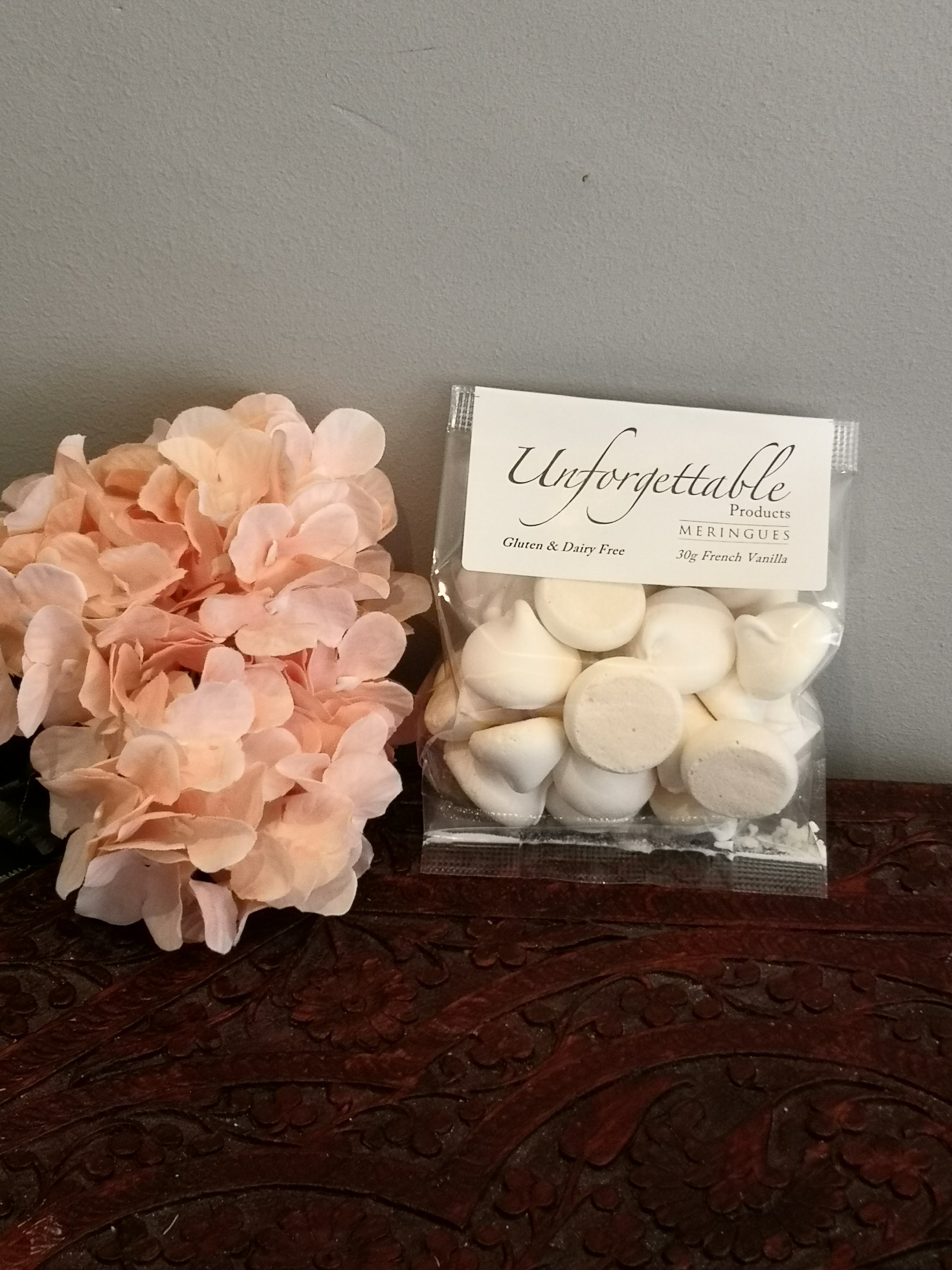 Meringues French Vanilla 30g Fairytale Balloons