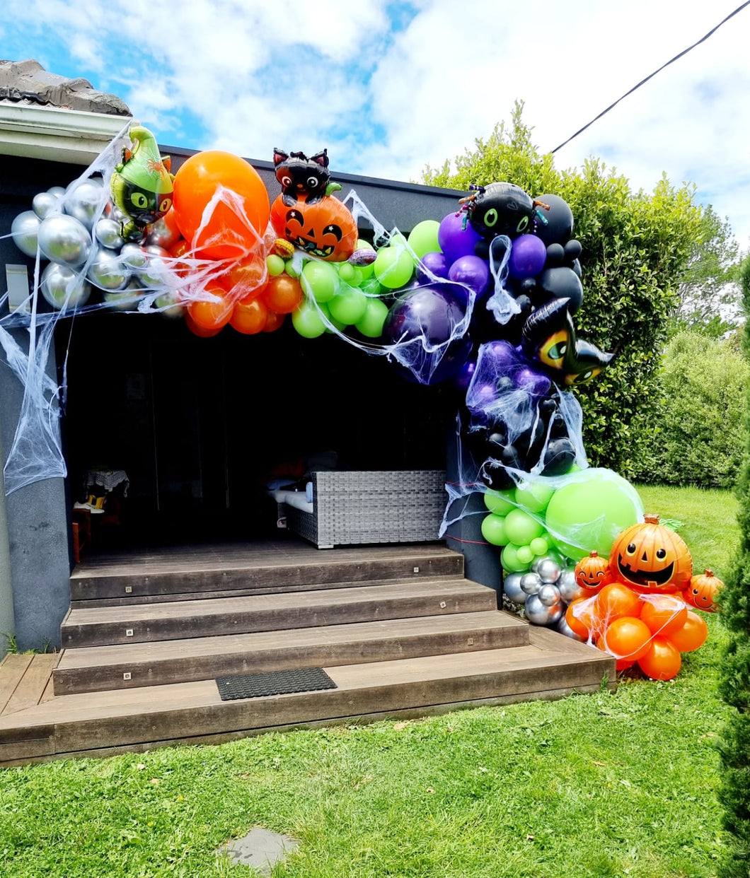 Thematic Balloon Garlands for your next Event