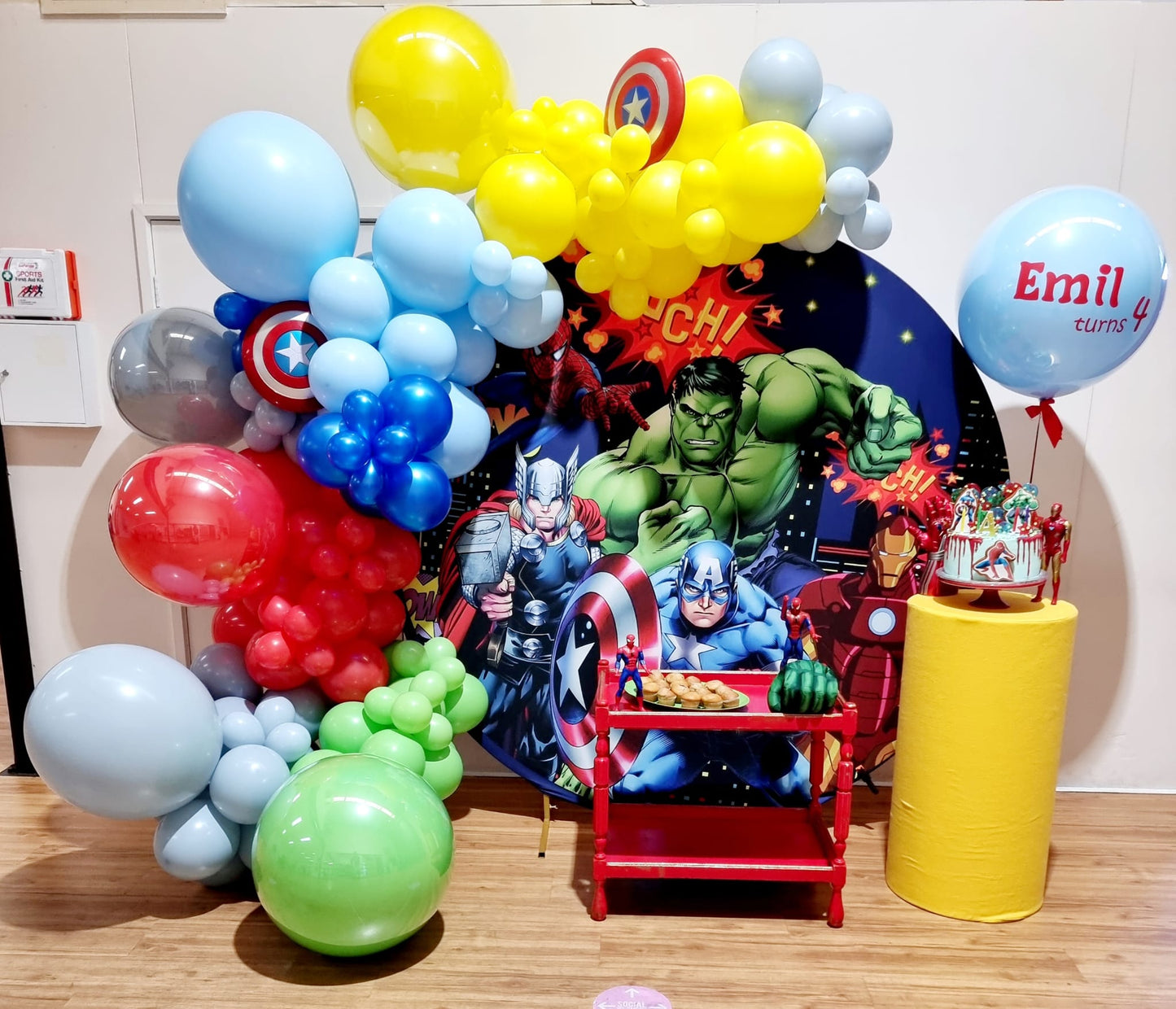 Superman Super Hero Themed Balloon Garland in Bentleigh Melbourne for Emil's 4th birthday